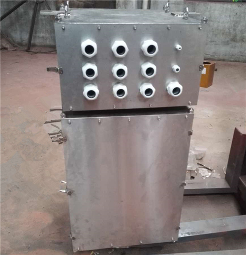 ����˵��м�