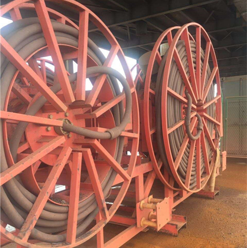 �ʽ���¾�Ͳ